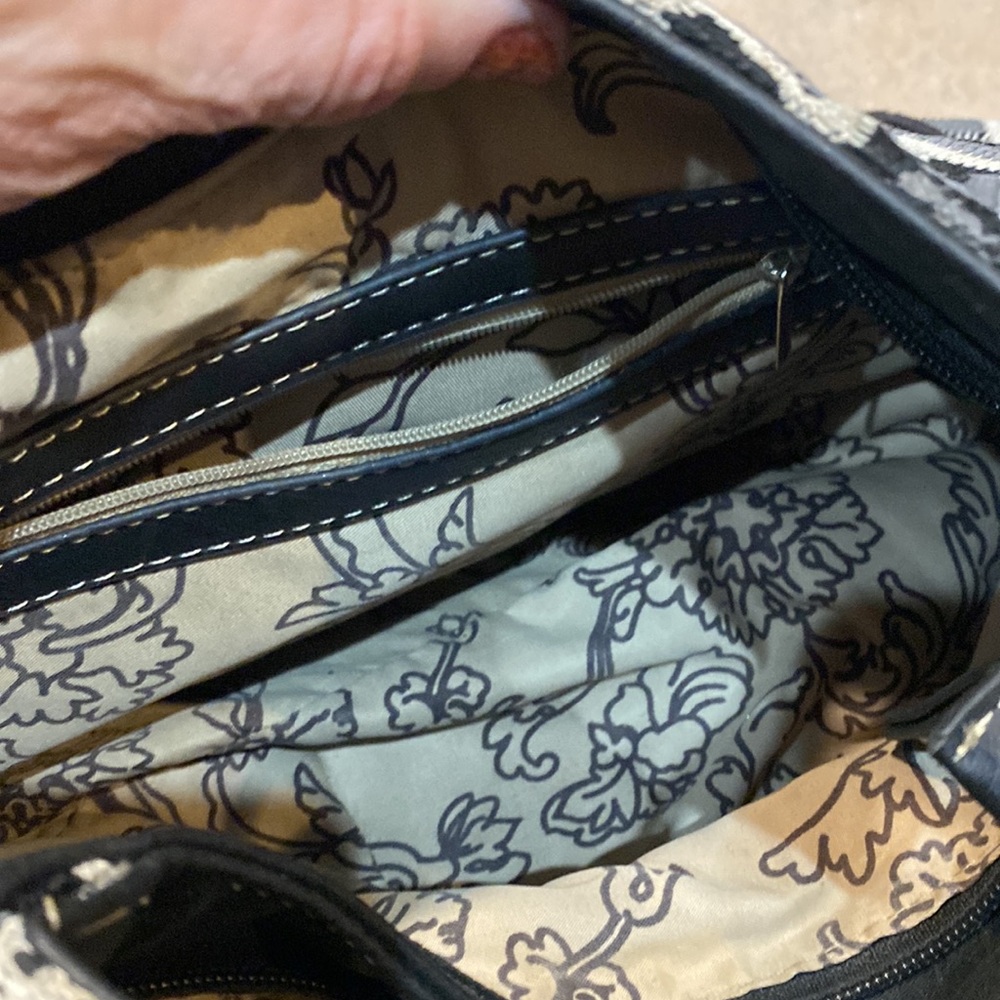 Beautiful Purse - Picture 5 of 6